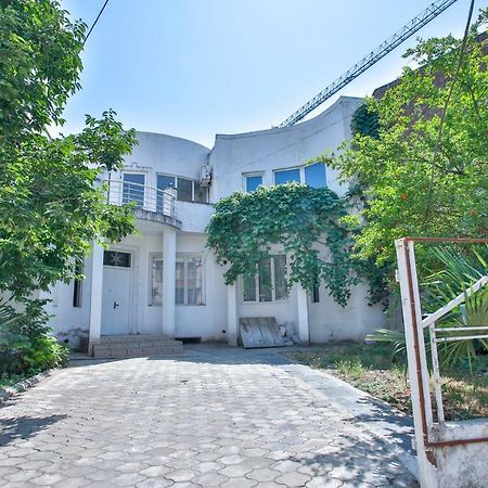 Pospolita Guest House Kʼutʼaisi Exterior foto