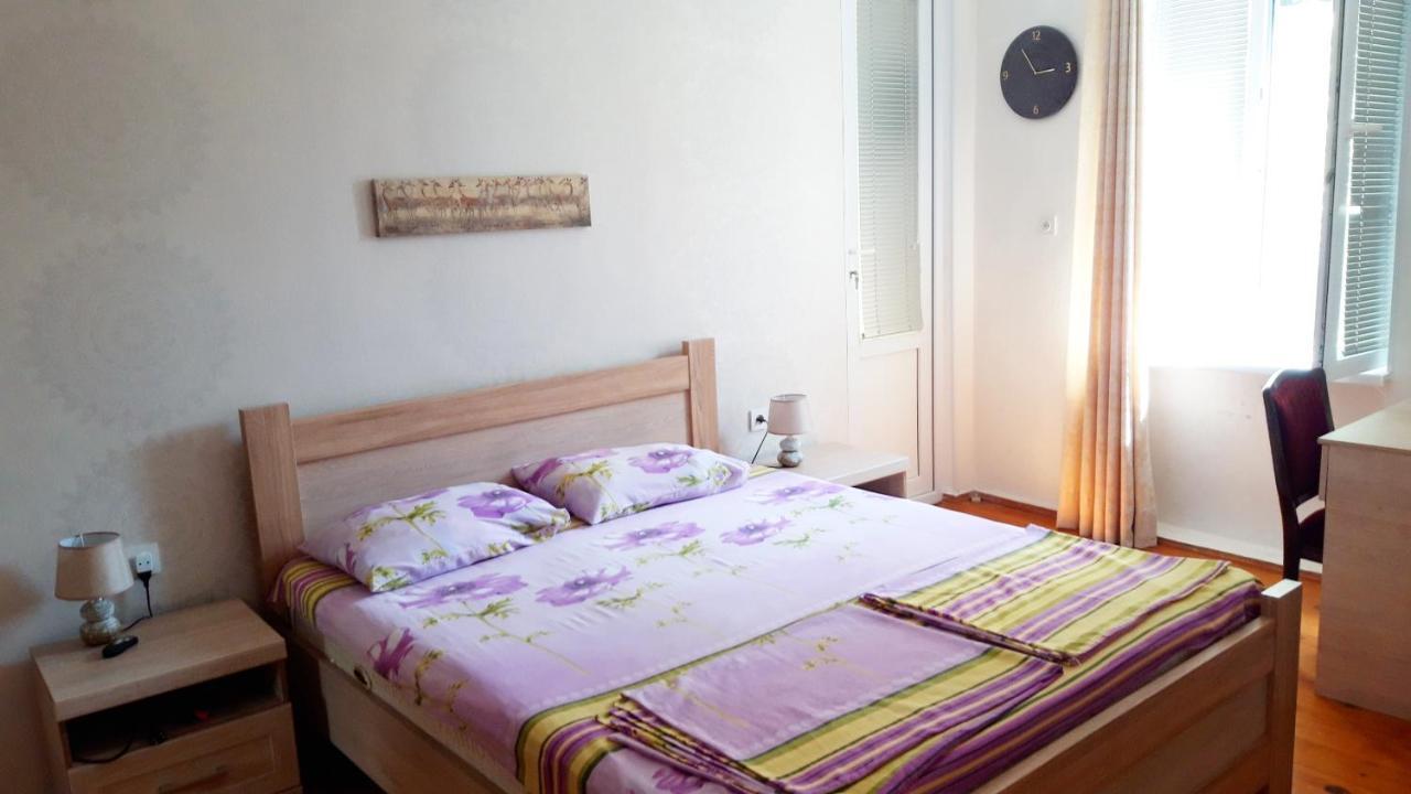 Pospolita Guest House Kʼutʼaisi Exterior foto