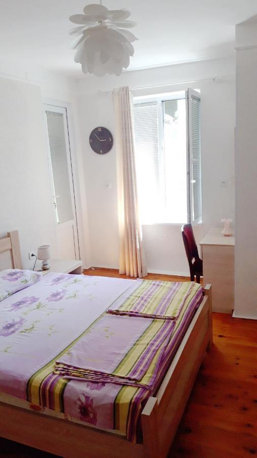 Pospolita Guest House Kʼutʼaisi Exterior foto