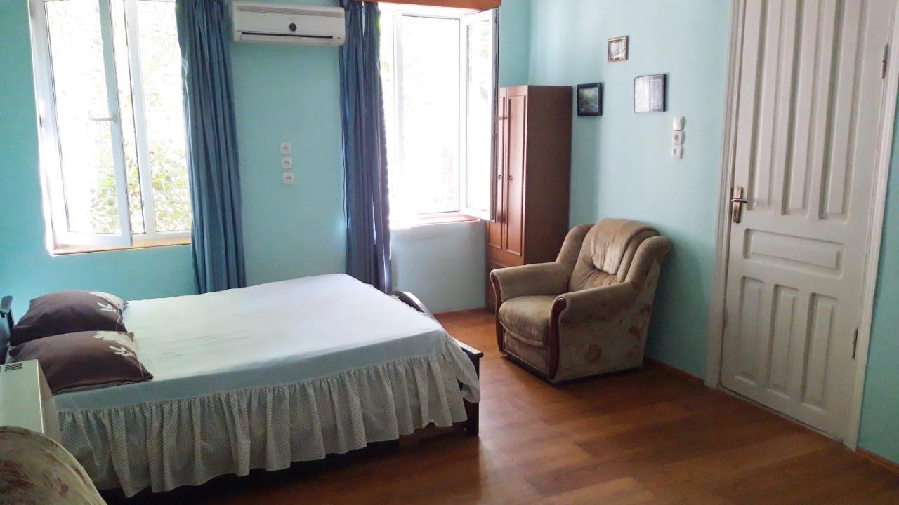 Pospolita Guest House Kʼutʼaisi Exterior foto